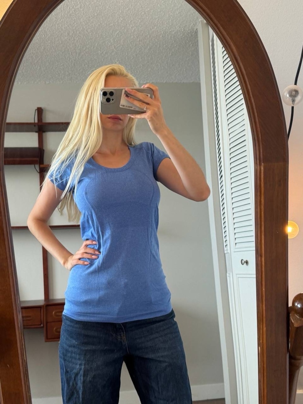 lululemon Short Sleeve t-shirt